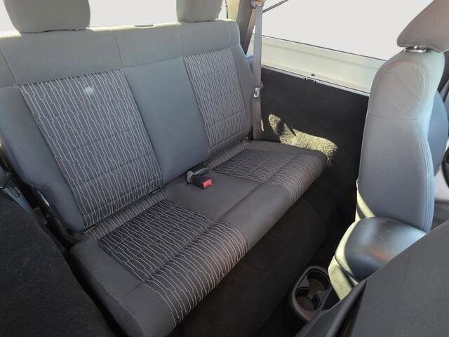 Used 2012 Jeep Wrangler Sahara image 31