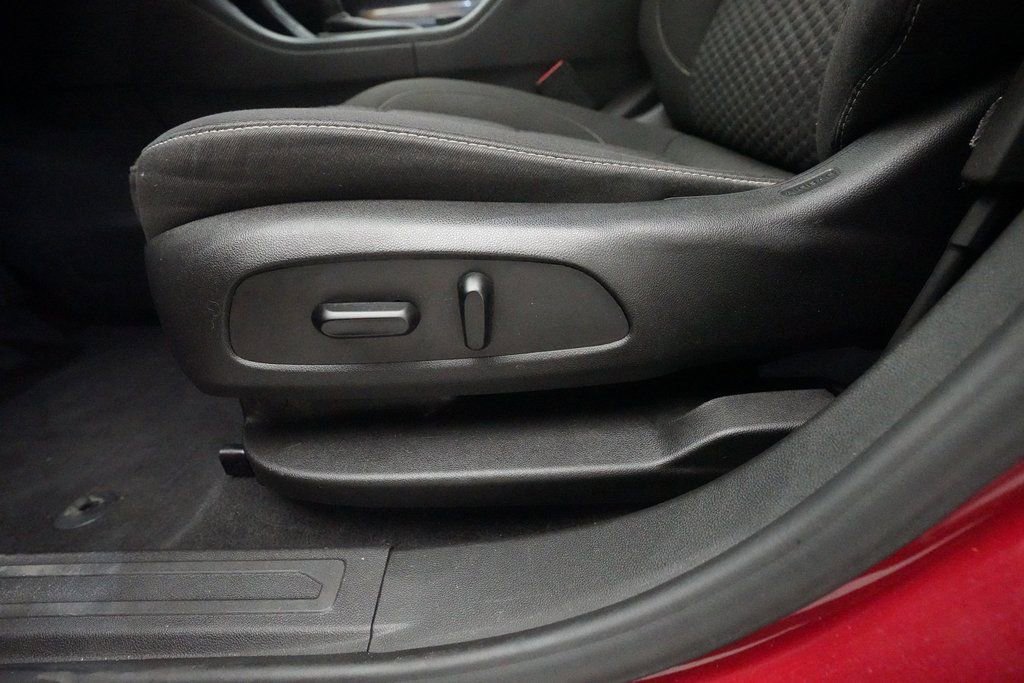 Used 2019 GMC Acadia SLE w/ Driver Alert Package I image 29