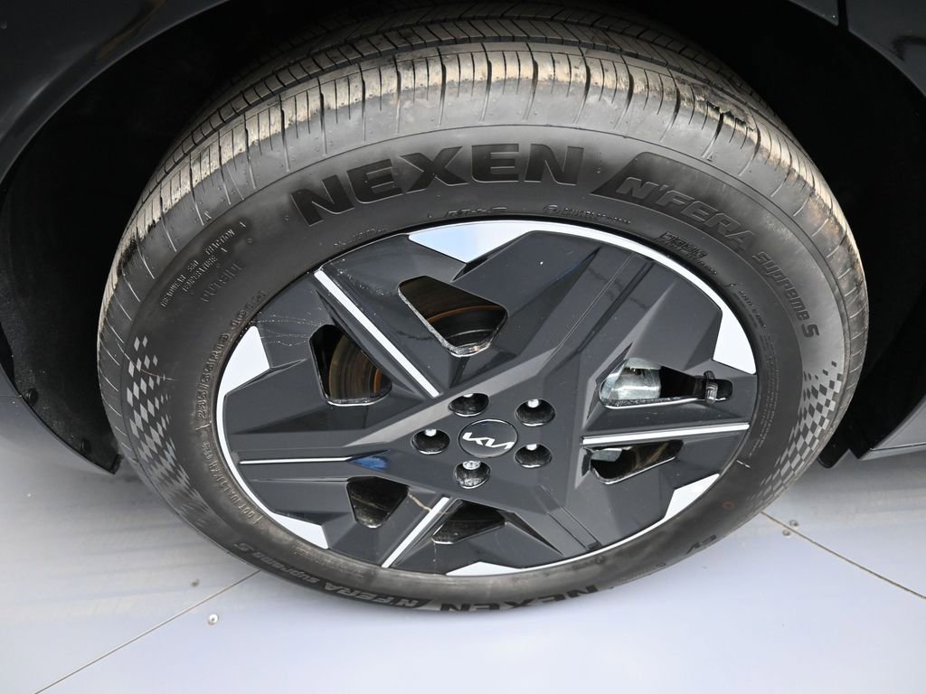 New 2025 Kia EV6 Wind image 12