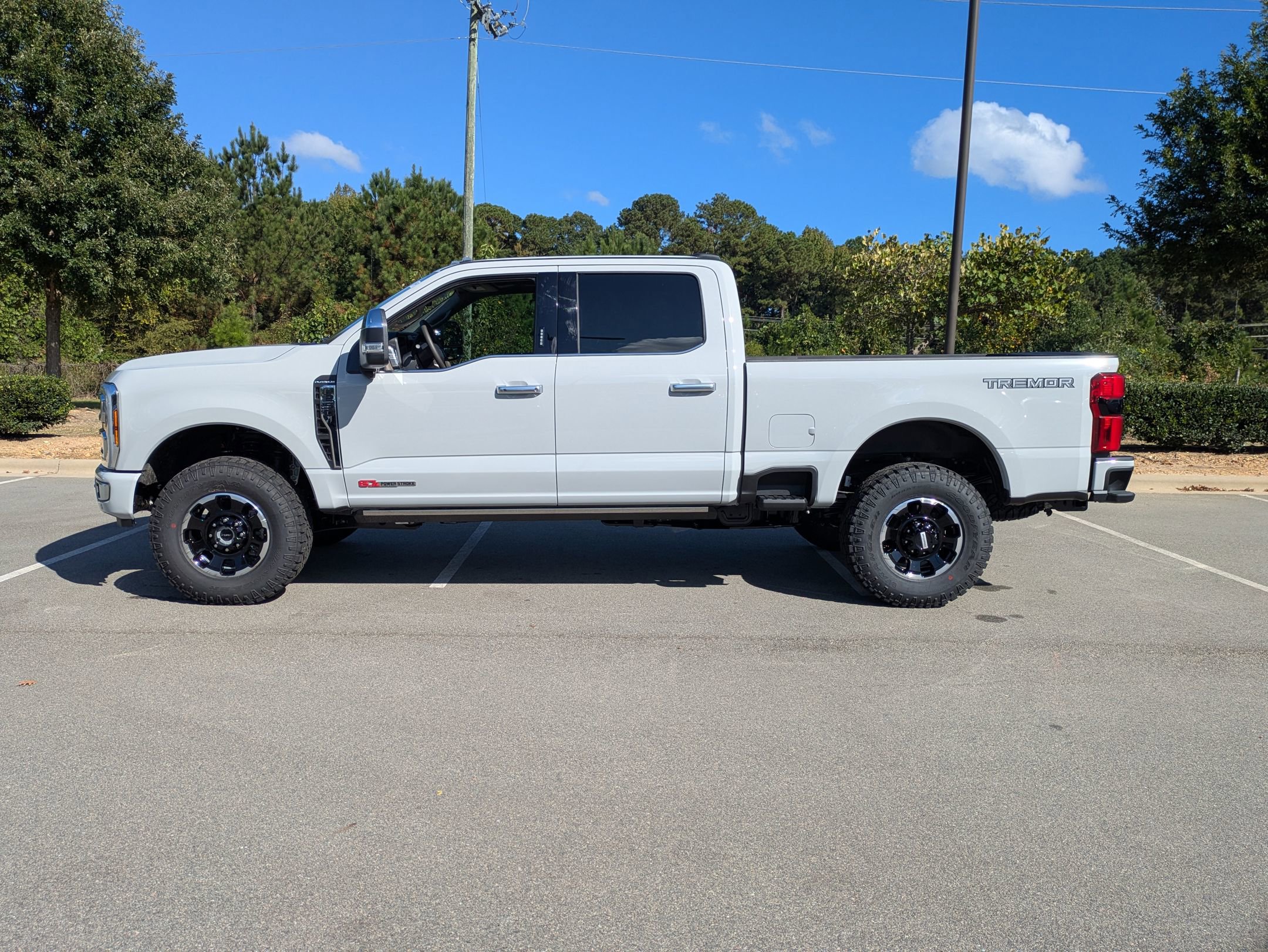 New 2026 Ford F250 Platinum w/ Platinum Plus Package image 7