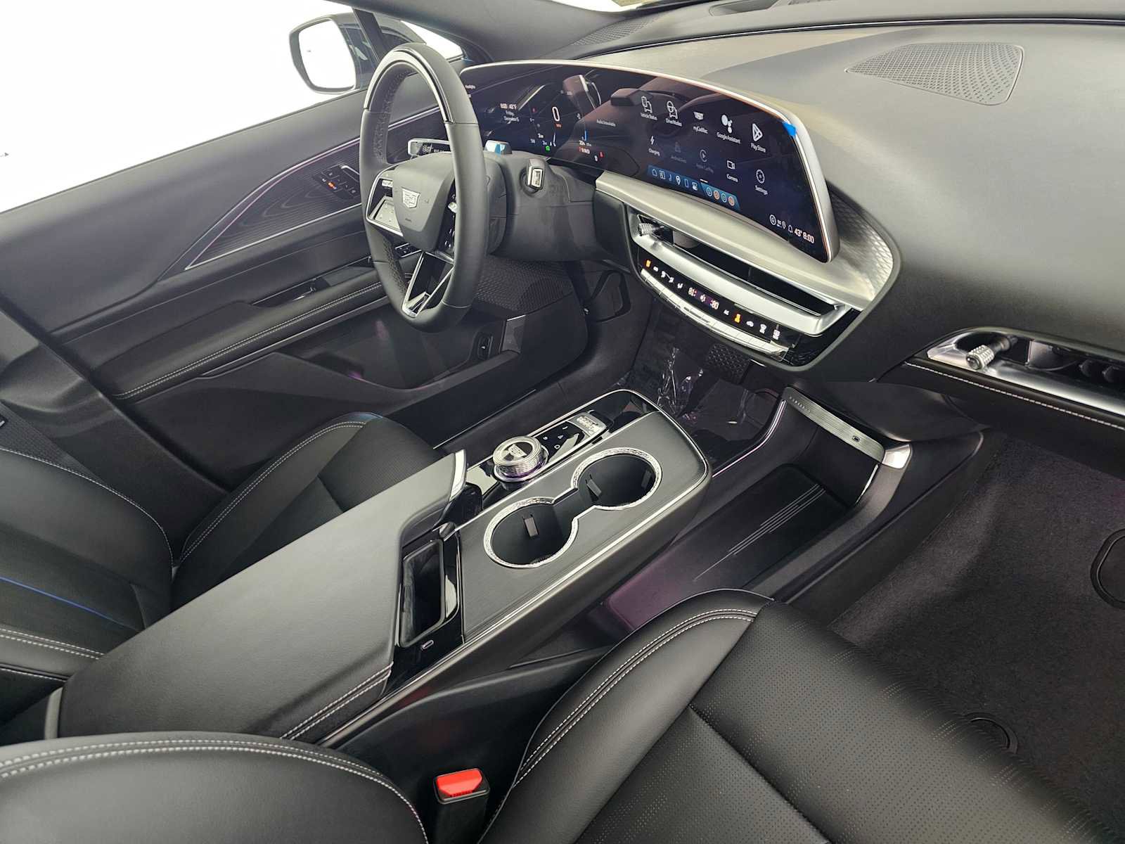 New 2026 Cadillac Lyriq Luxury image 11