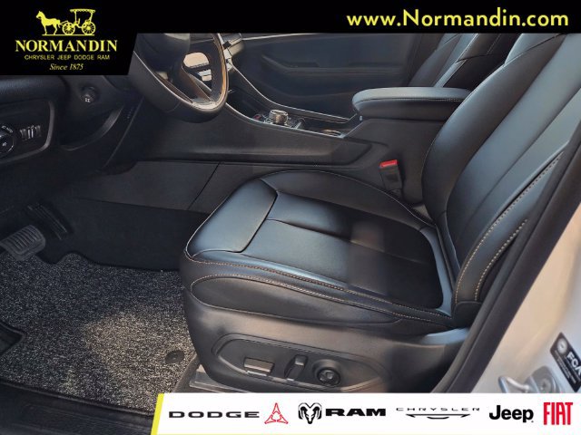 New 2026 Jeep Grand Cherokee Limited AWD/4WD image 9