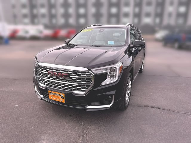 Used 2022 GMC Terrain Denali w/ LPO, Floor Liner Package AWD/4WD image 1