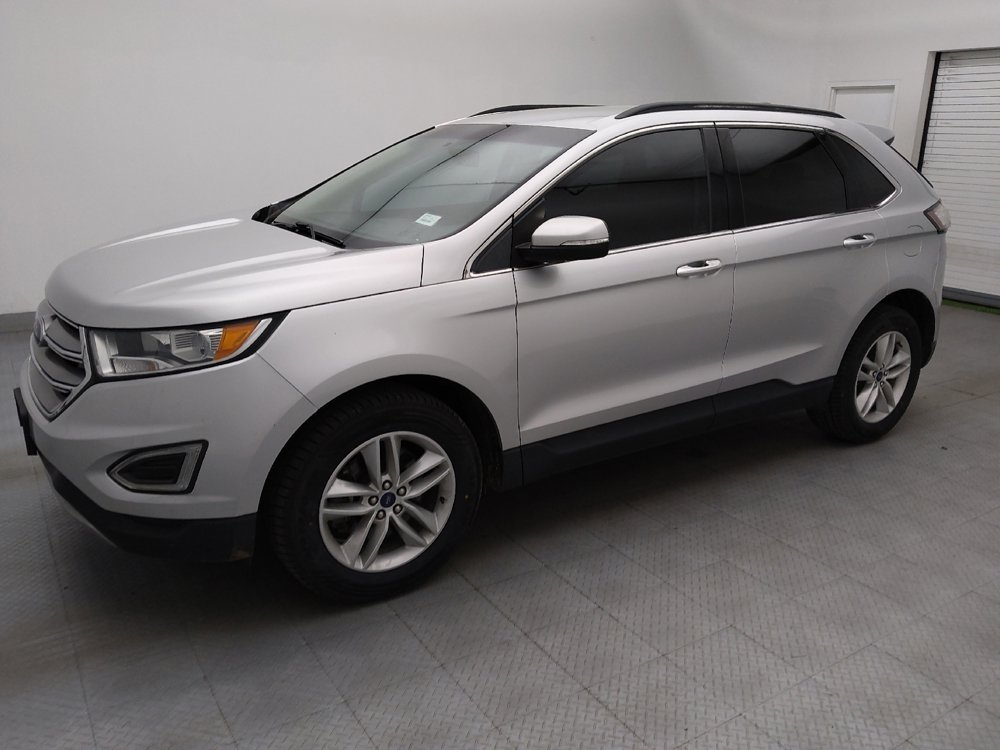 Used 2017 Ford Edge SEL w/ Class II Trailer Tow Package AWD/4WD image 2
