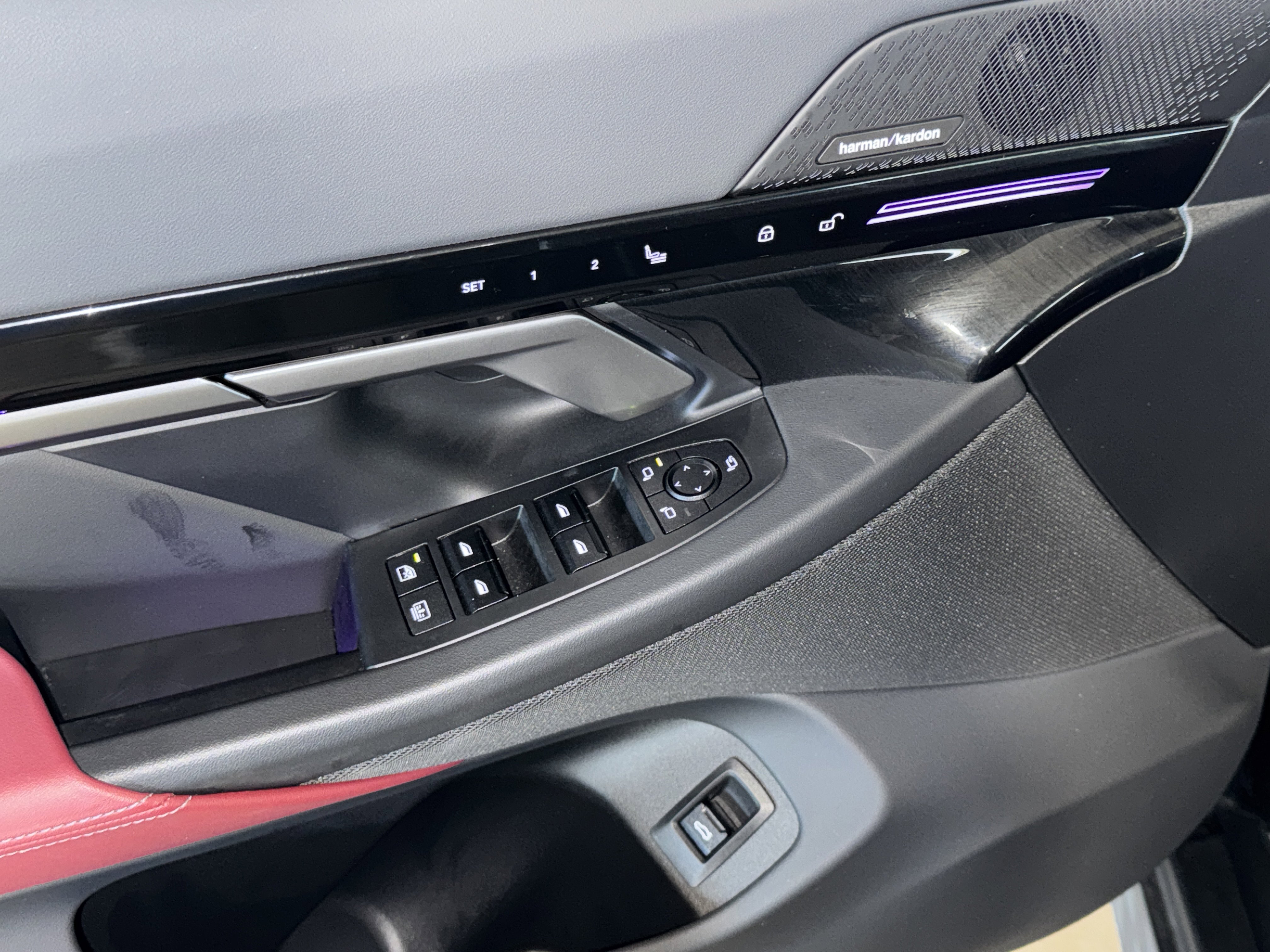 Certified 2025 BMW 530i image 18