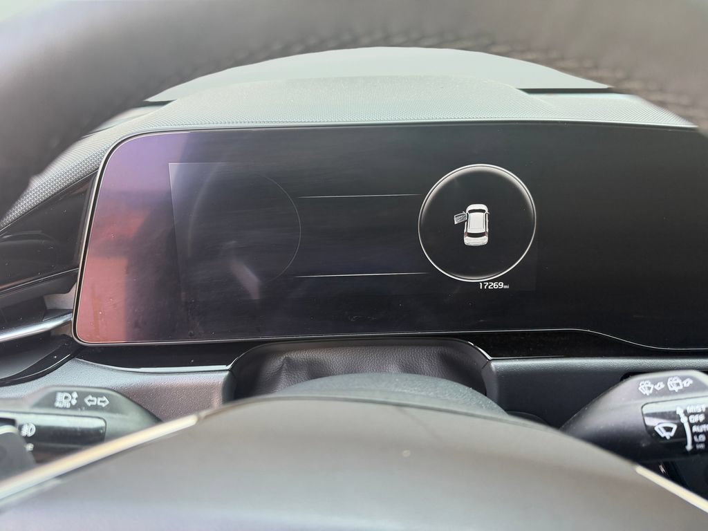 Used 2023 Kia Niro Wave FWD image 9