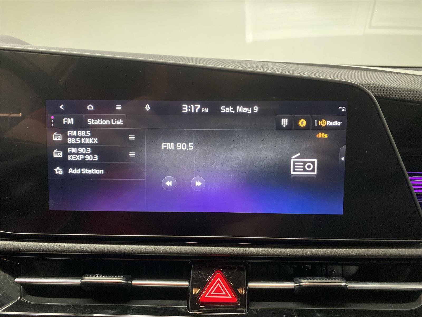 Used 2023 Kia Niro EX FWD image 16