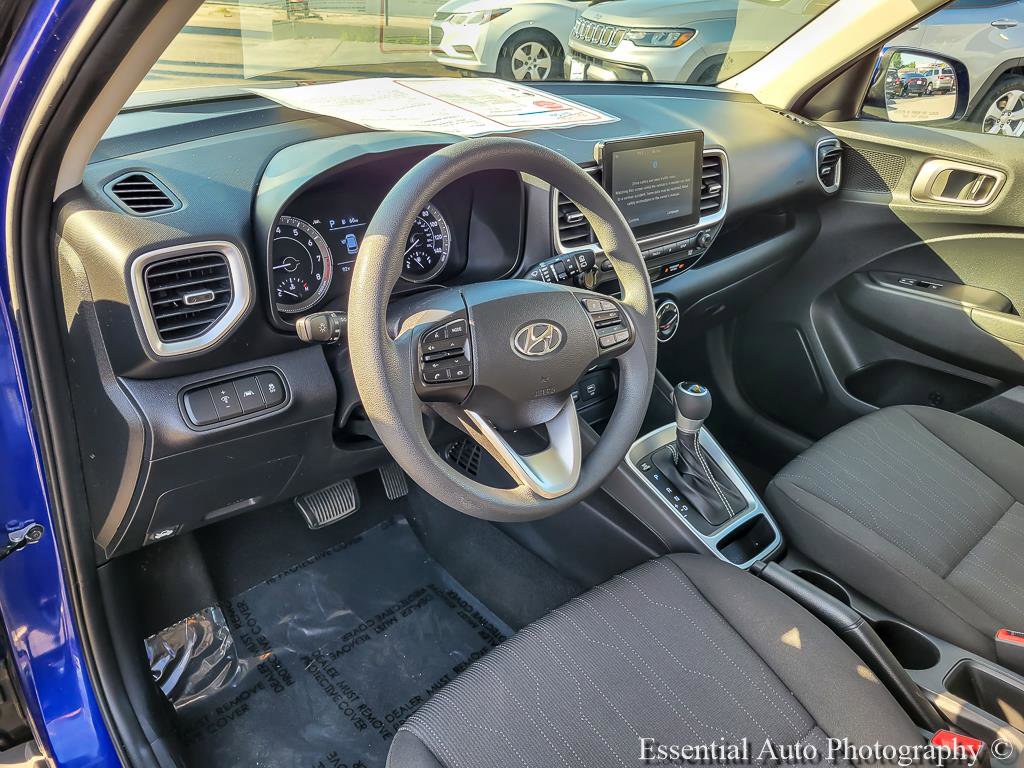 Used 2021 Hyundai Venue SE FWD image 10