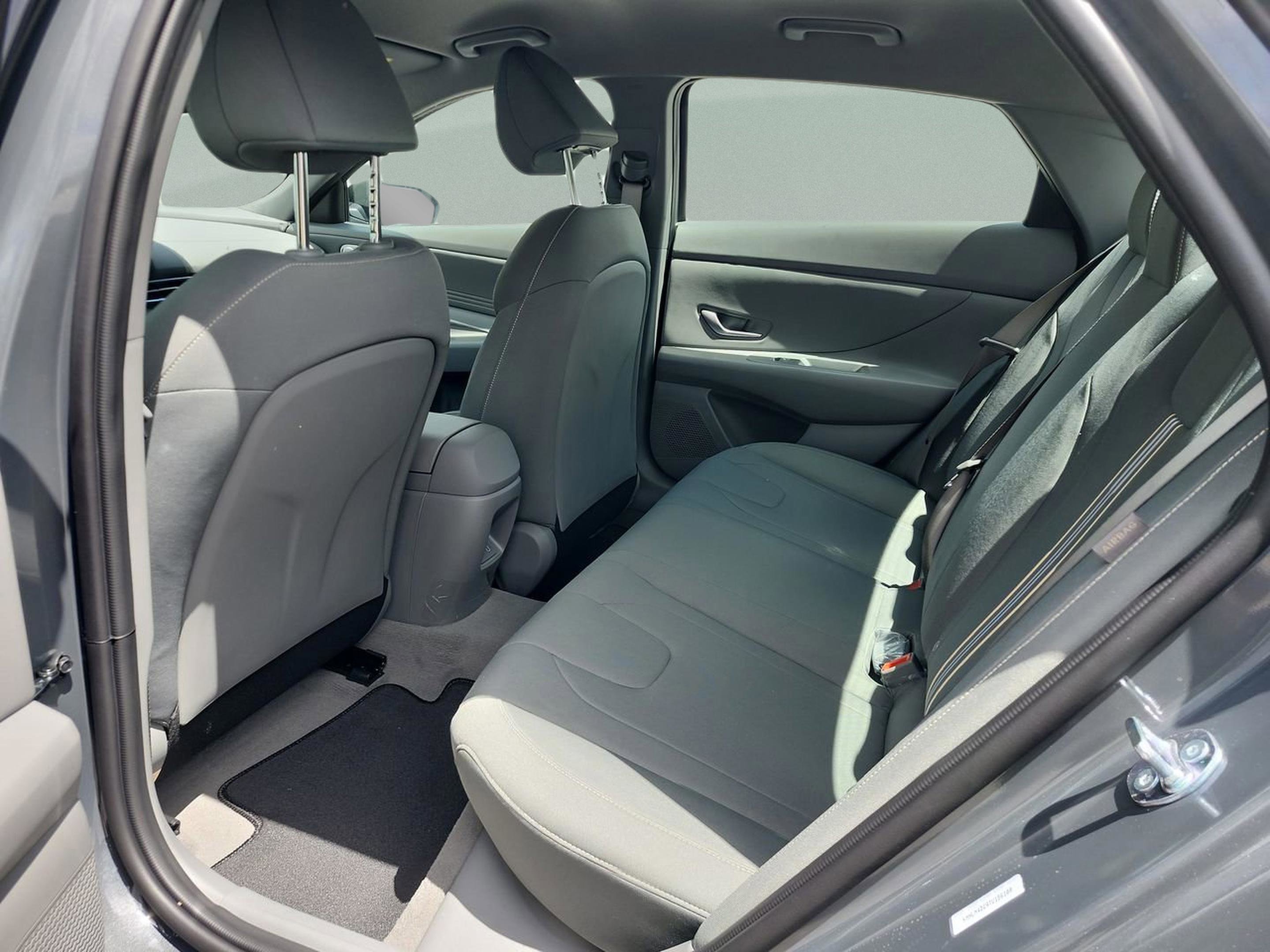 New 2026 Hyundai Elantra Sport image 16