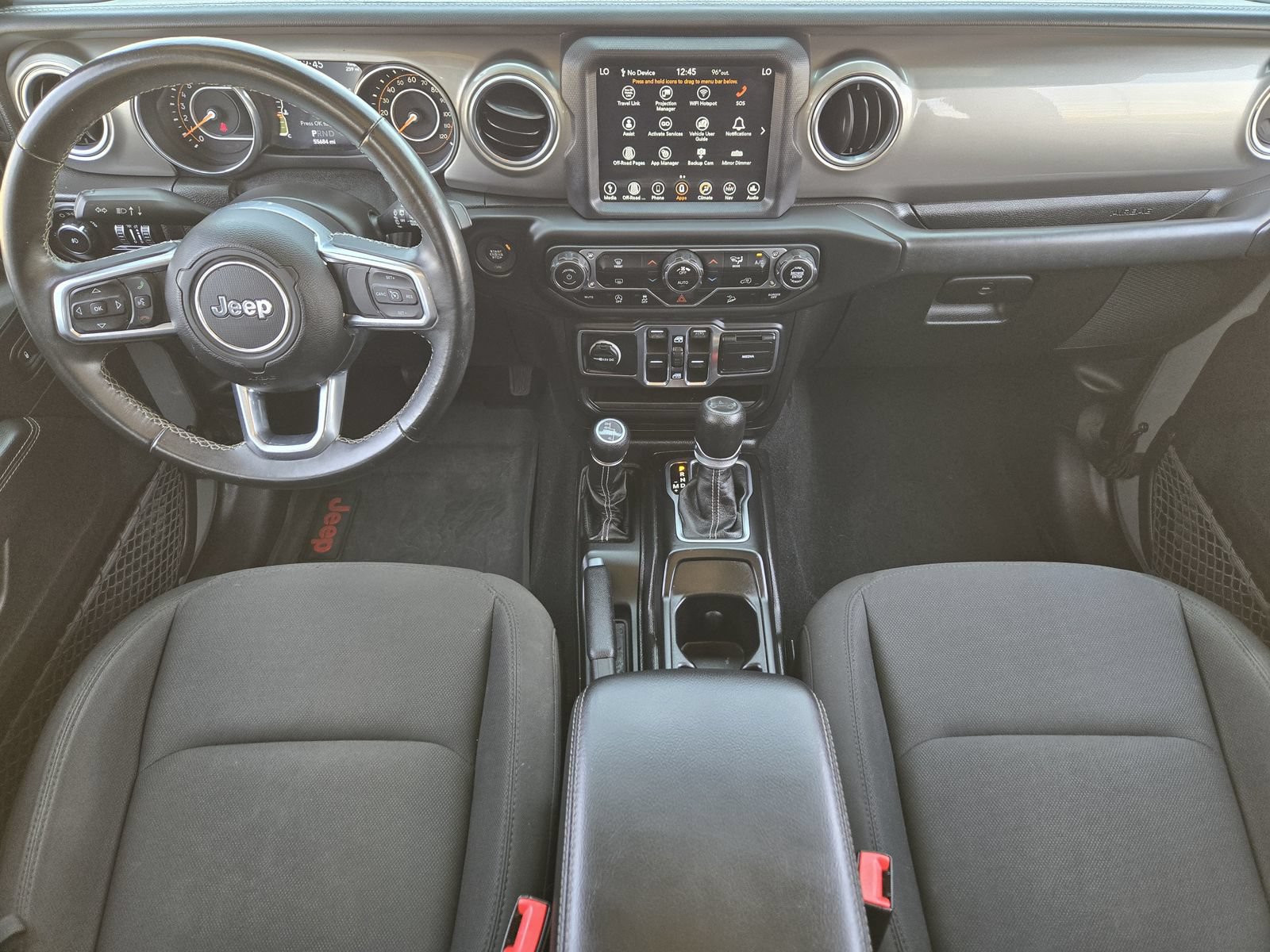 Used 2018 Jeep Wrangler Unlimited Sahara AWD/4WD image 25