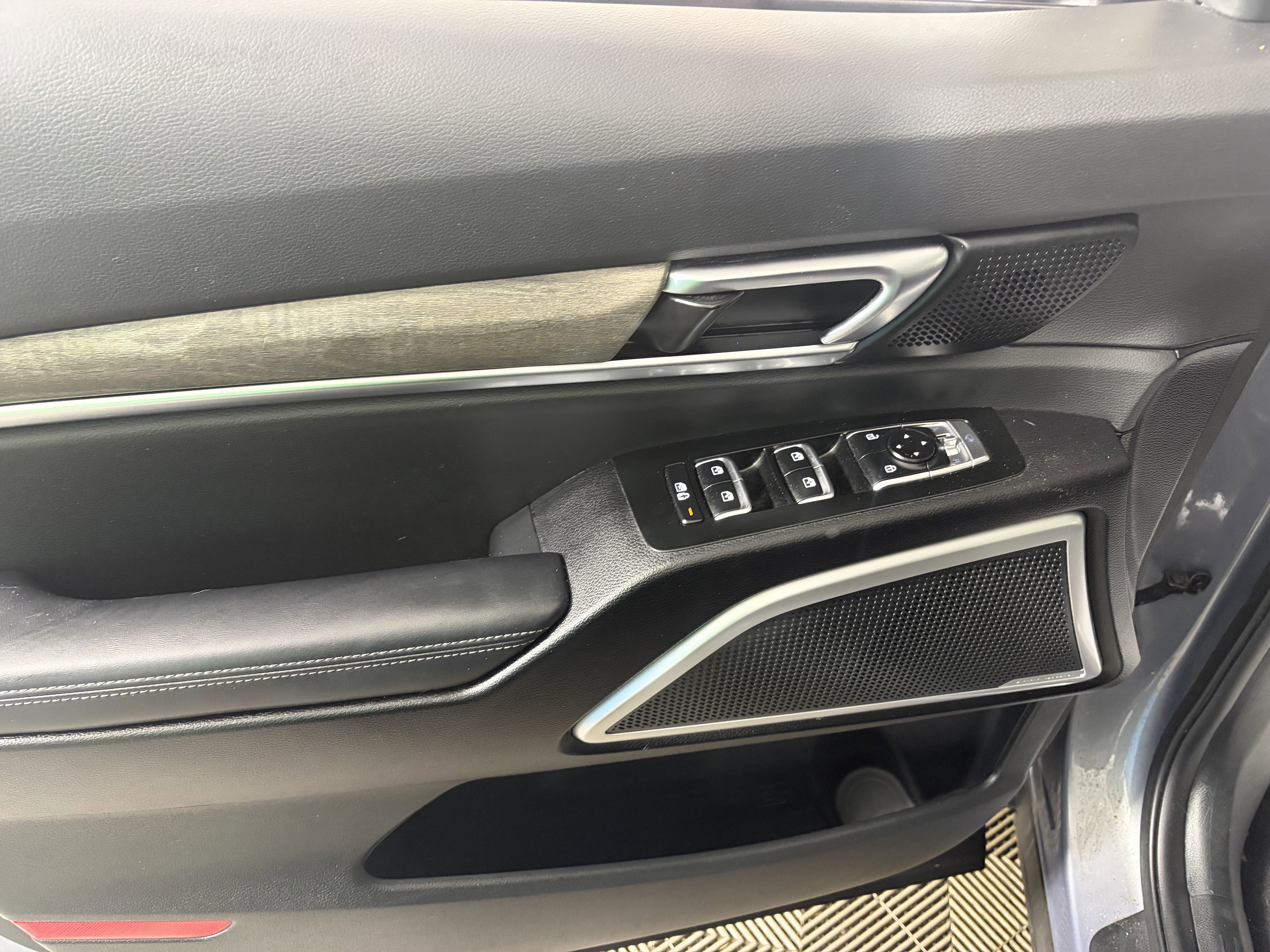 Used 2022 Kia Telluride EX w/ EX Premium Package image 33