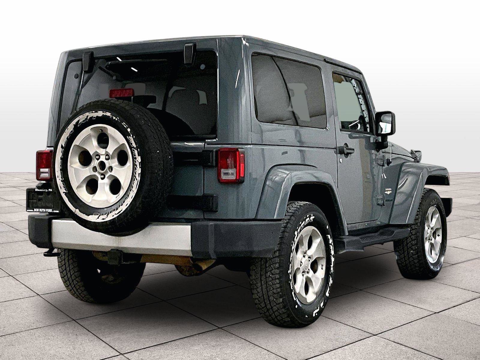 Used 2014 Jeep Wrangler Sahara w/ Dual Top Group image 12