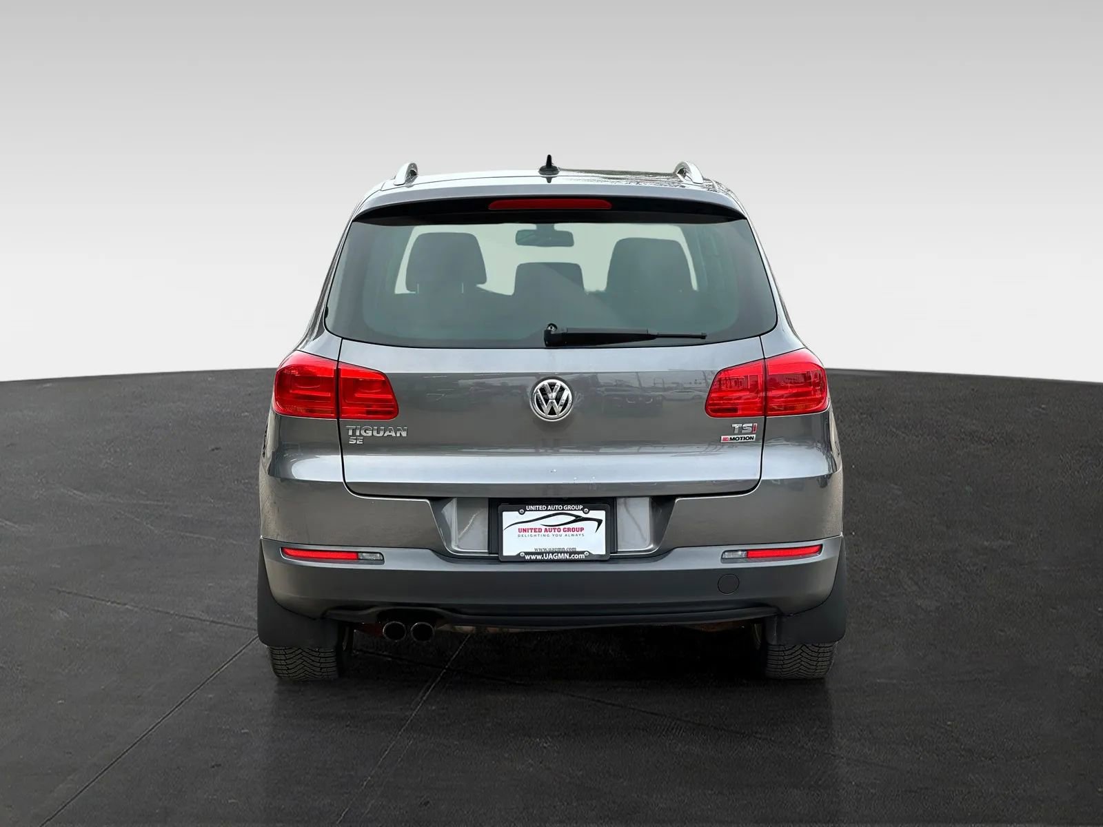 Used 2016 Volkswagen Tiguan SE AWD/4WD image 6