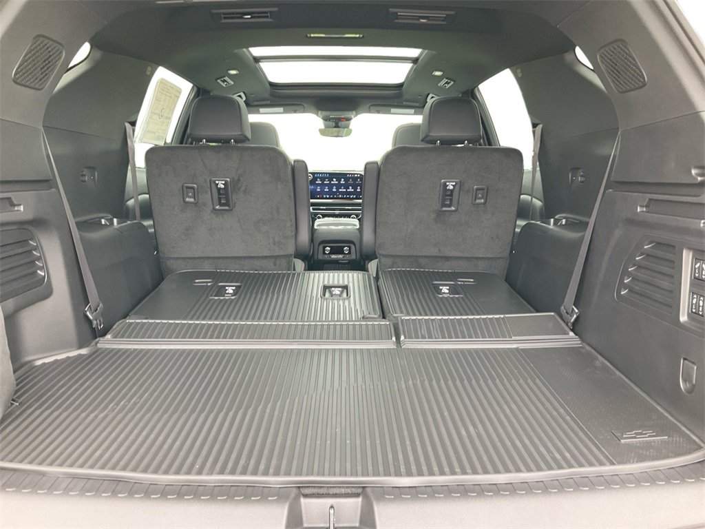 New 2026 Chevrolet Traverse RS w/ LPO, Floor Liner Package image 32
