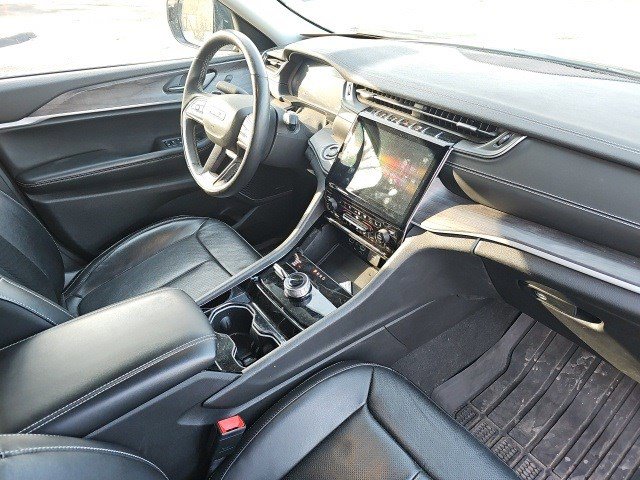 Used 2022 Jeep Grand Cherokee L Limited w/ Luxury Tech Group II image 14