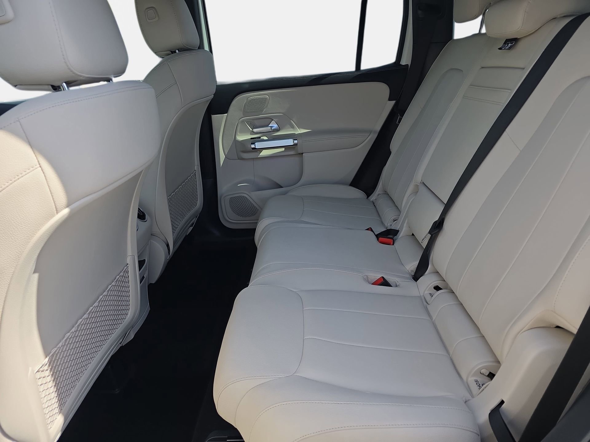 Certified 2025 Mercedes-Benz GLB 250 image 14