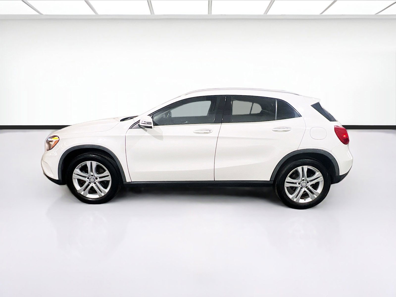 Used 2016 Mercedes-Benz GLA 250 4MATIC image 25