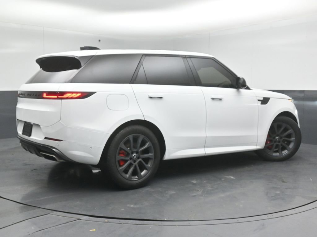 Used 2024 Land Rover Range Rover Sport Dynamic SE image 7