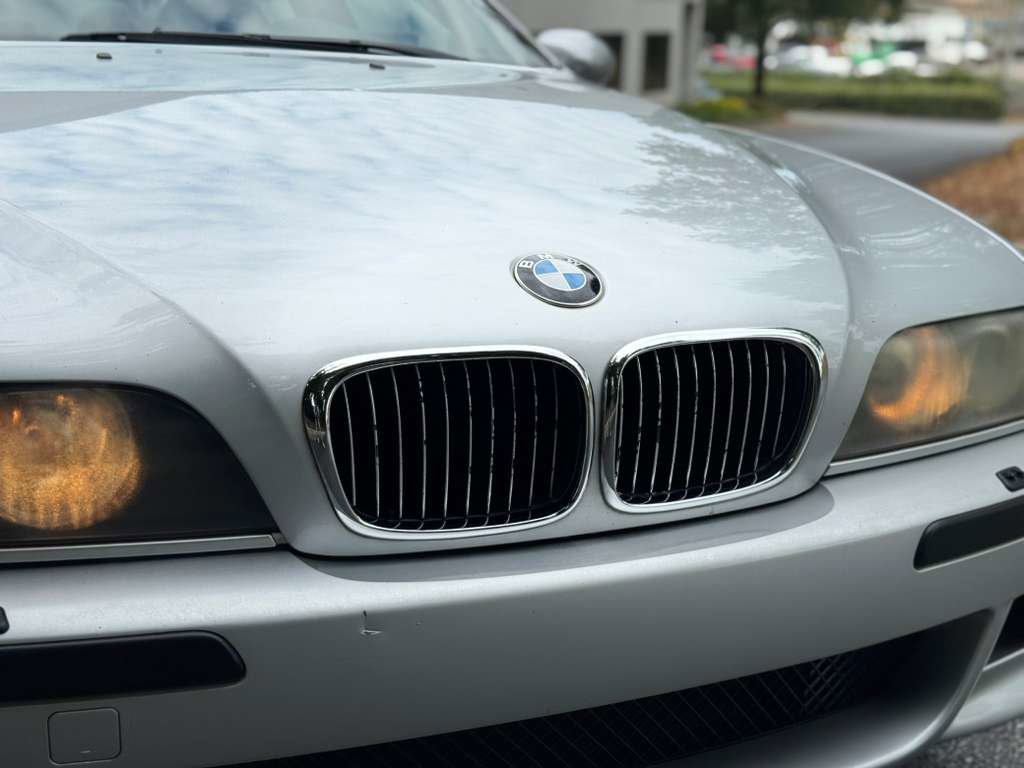 Used 2003 BMW M5 RWD image 13