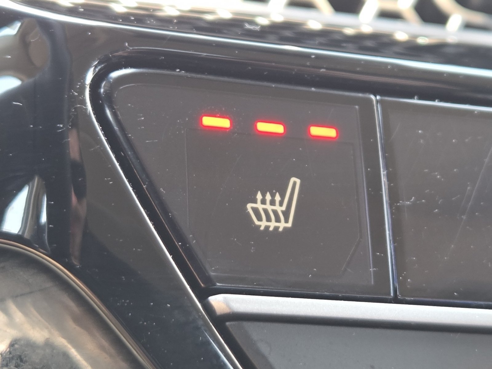 Used 2024 Honda Civic EX-L image 6