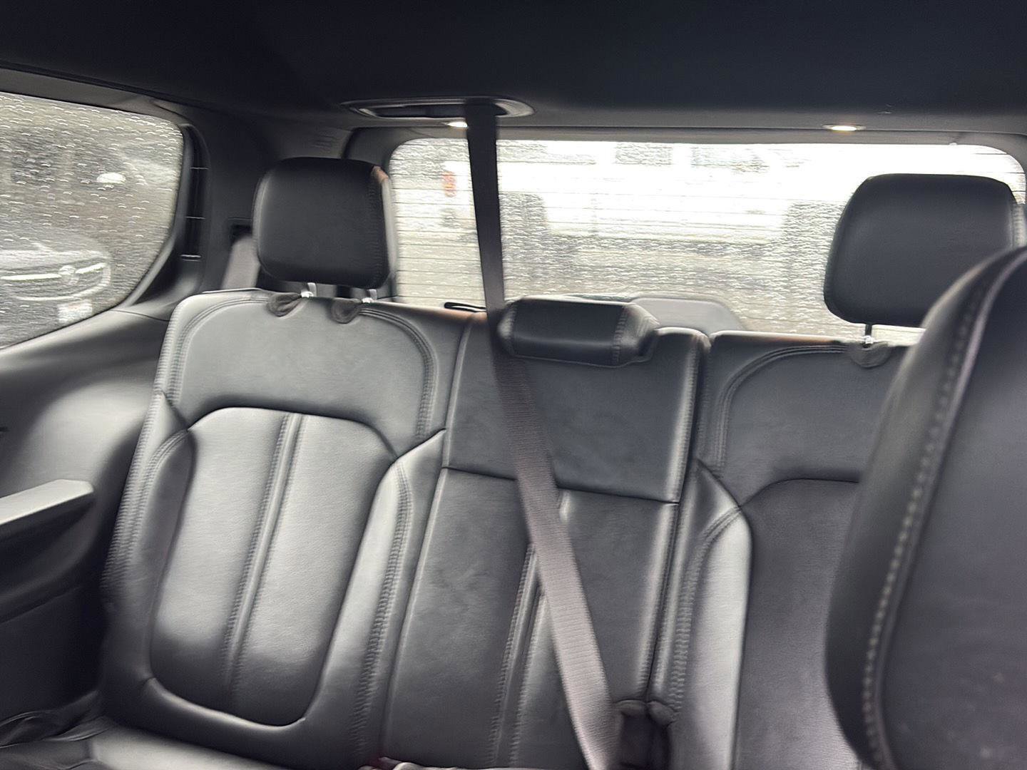 Used 2024 Jeep Wagoneer Series II image 11