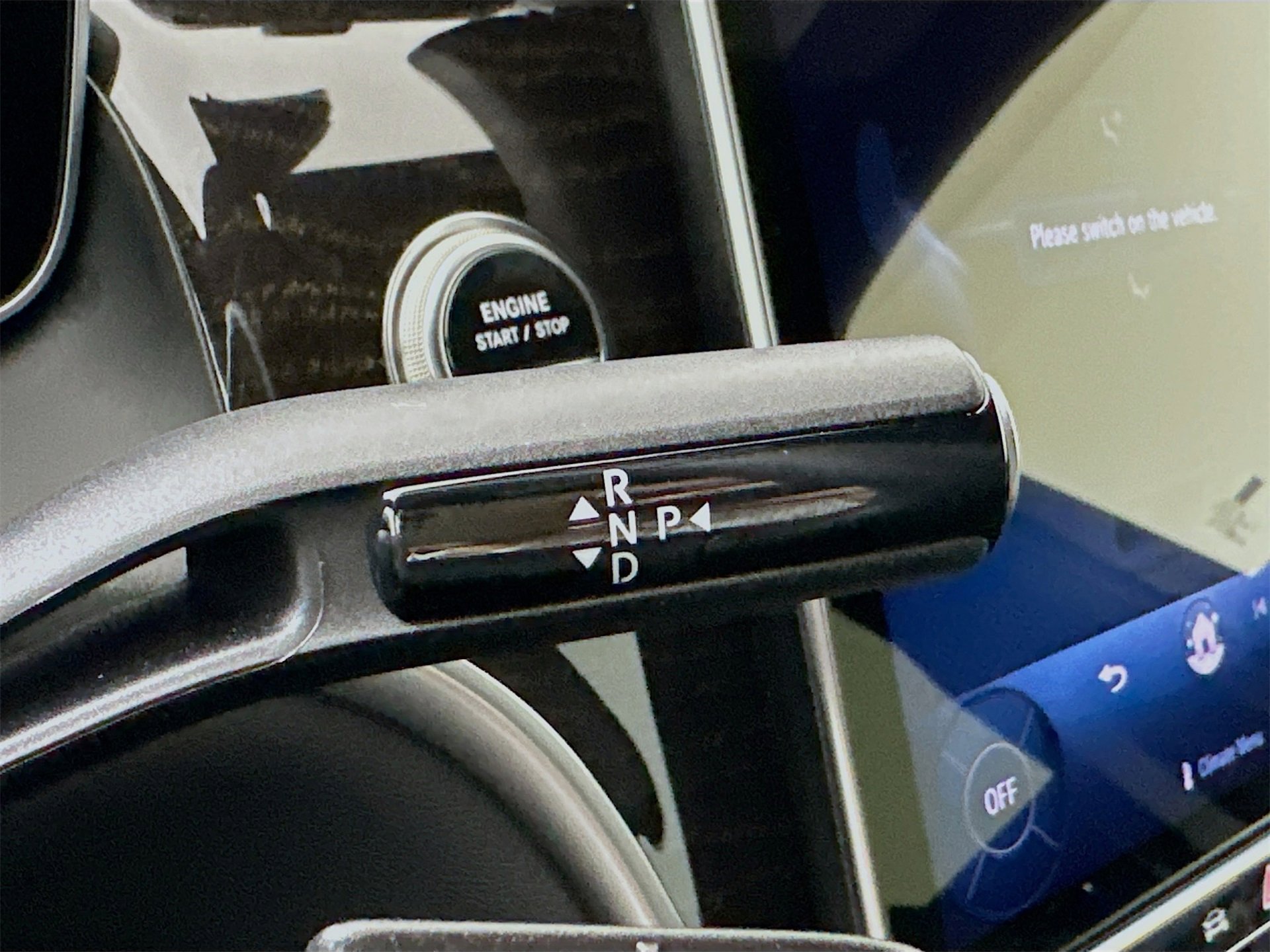 Certified 2025 Mercedes-Benz GLC 300 image 17