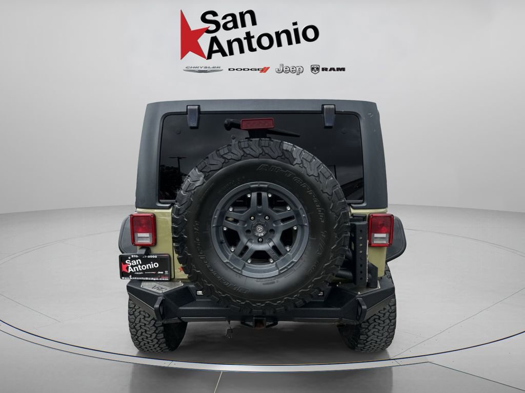 Used 2013 Jeep Wrangler Unlimited Rubicon w/ Connectivity Group image 7