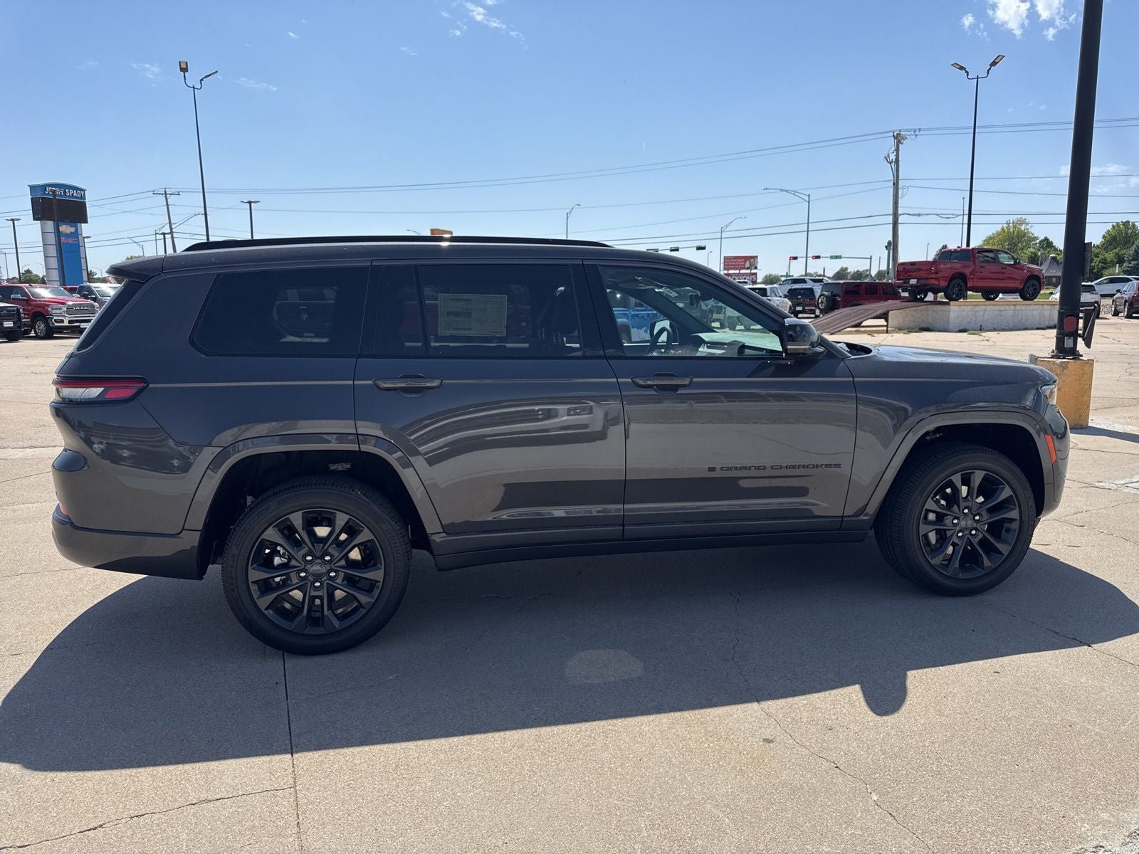 New 2026 Jeep Grand Cherokee L Limited AWD/4WD image 8