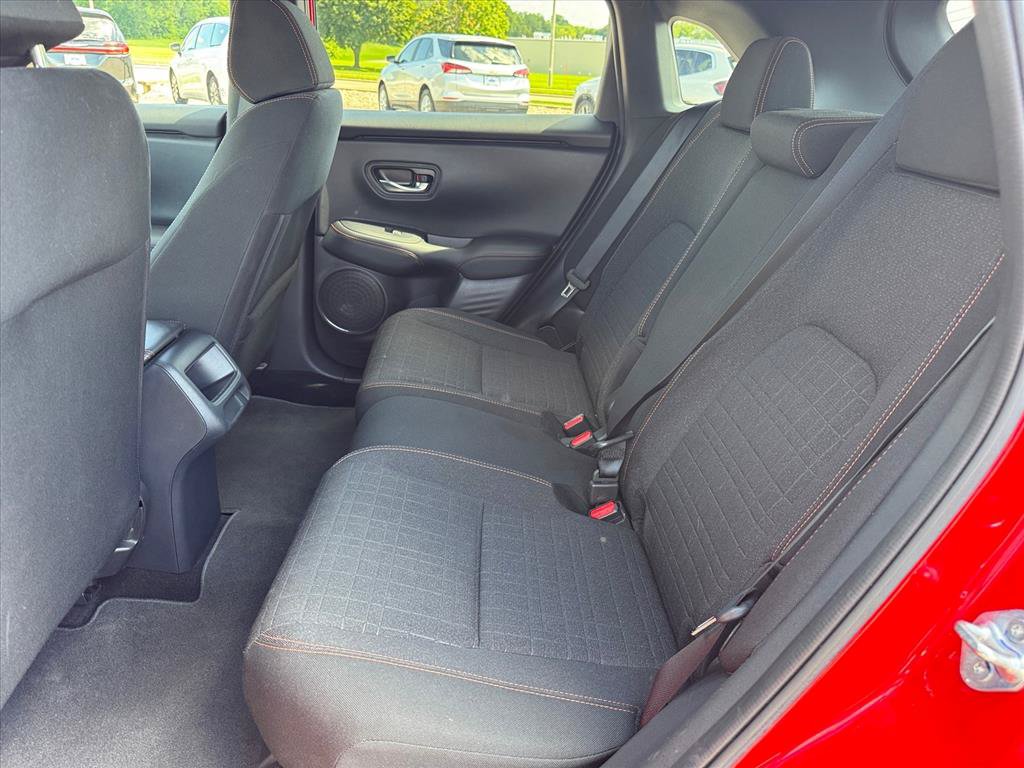 Used 2025 Honda HR-V Sport image 8