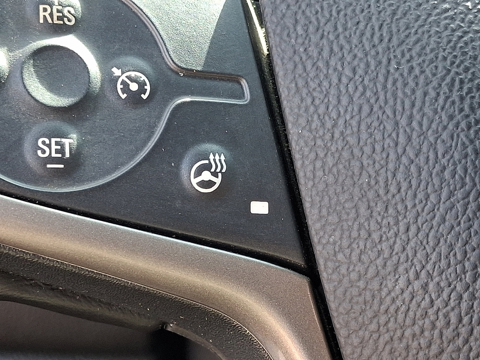Used 2019 Chevrolet Colorado Z71 AWD/4WD image 27