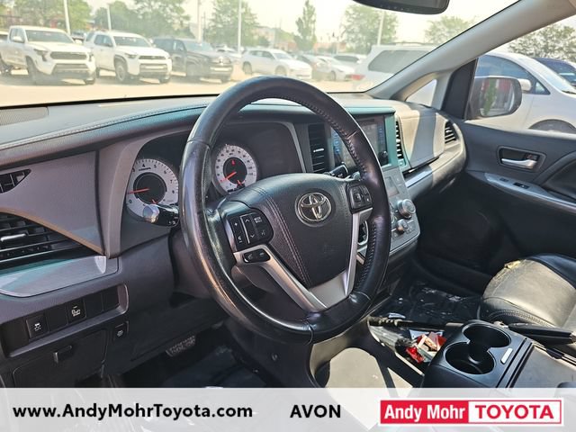 Used 2015 Toyota Sienna SE Premium FWD image 9