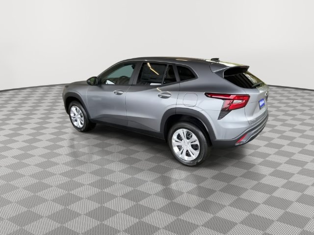 New 2026 Chevrolet Trax LS w/ Driver Confidence Package FWD image 6