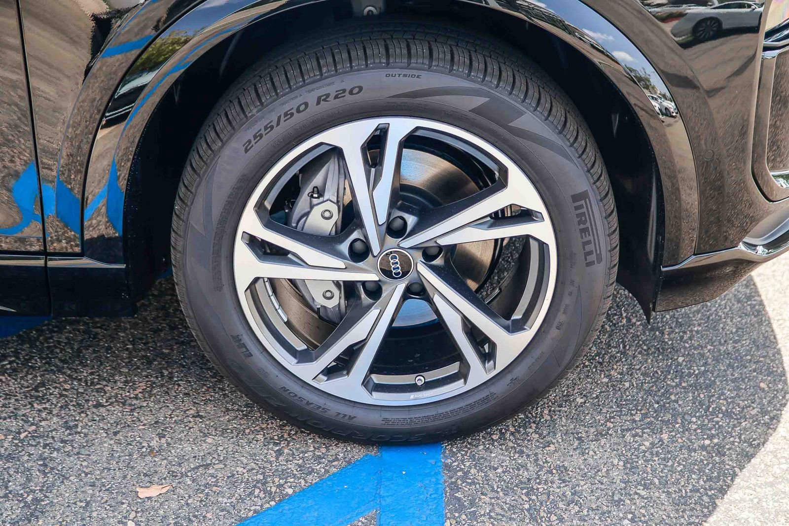 New 2027 Audi Q6 e-tron Premium Plus AWD/4WD image 9