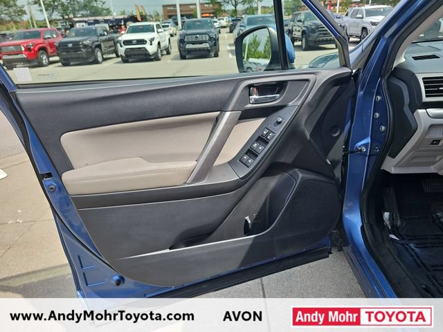 Used 2015 Subaru Forester 2.5i Limited AWD/4WD image 11