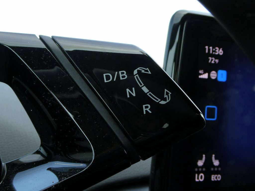 Used 2022 Volkswagen ID.4 Pro image 10