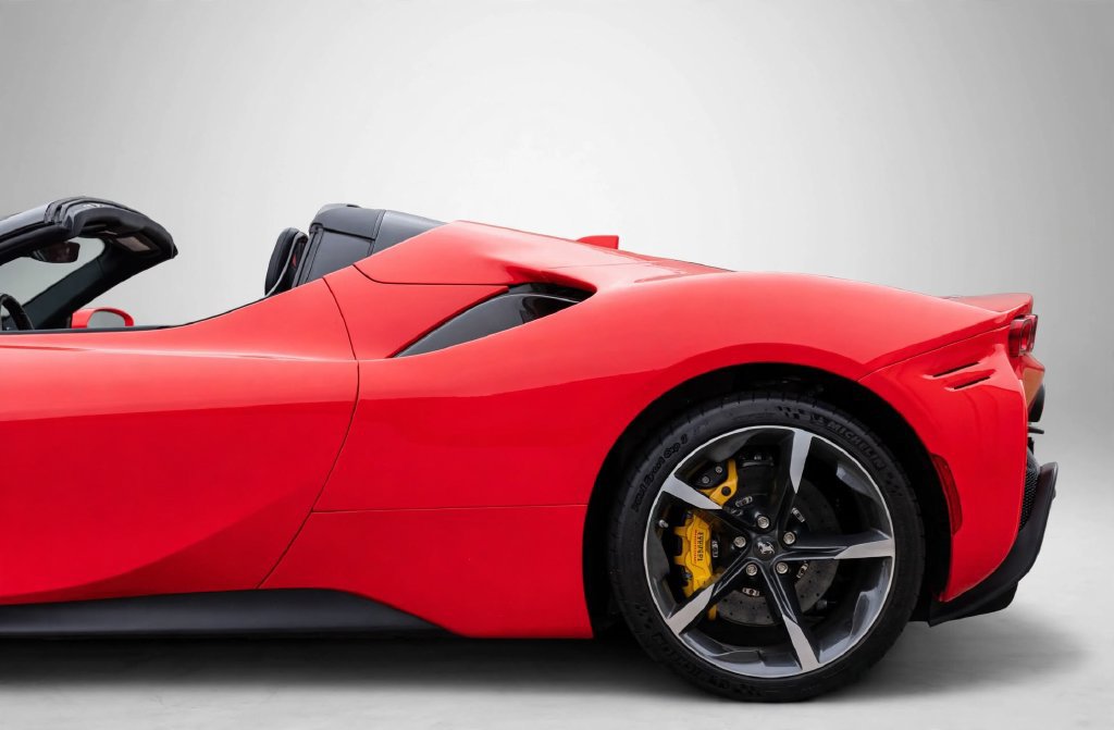 Certified 2024 Ferrari SF90 Spider AWD/4WD image 28