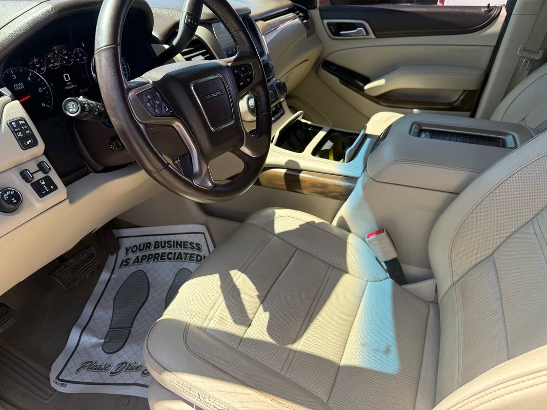 Used 2018 GMC Yukon Denali w/ Enhanced Security Package AWD/4WD image 33