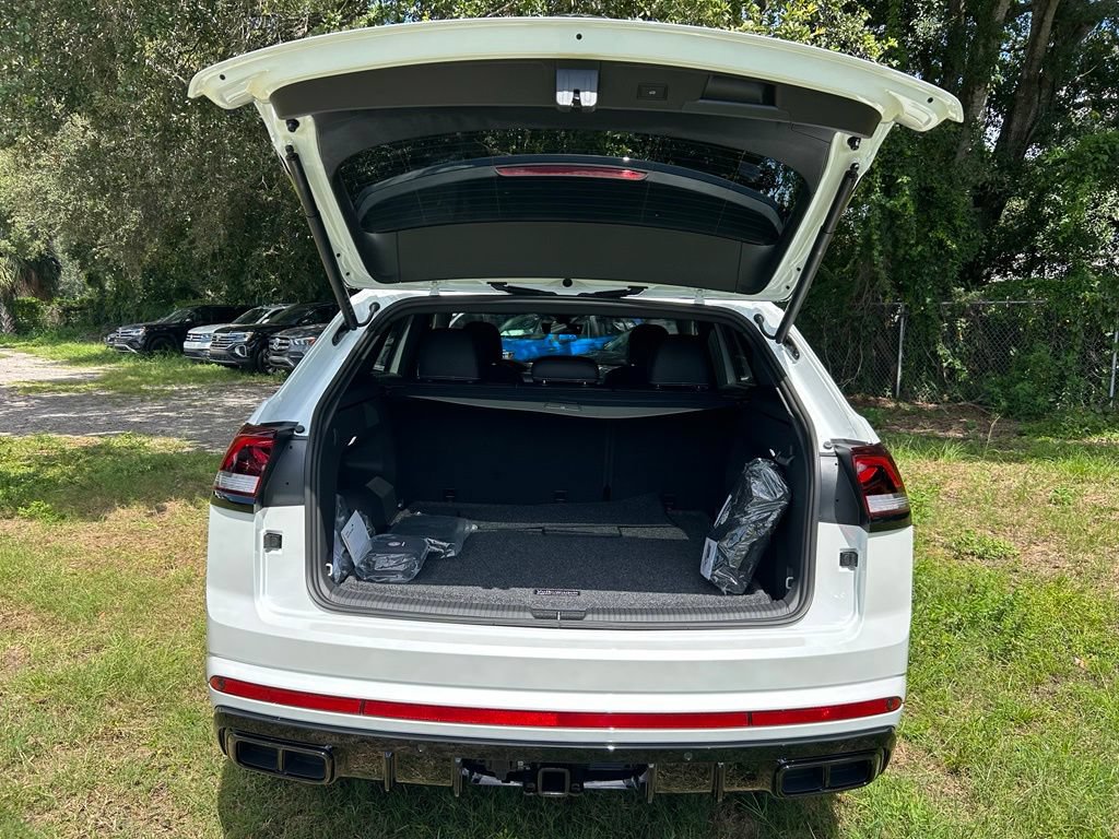 New 2026 Volkswagen Atlas Cross Sport SEL R-Line AWD/4WD image 42