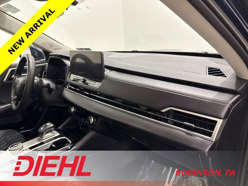 Used 2025 Mitsubishi Outlander SEL image 18