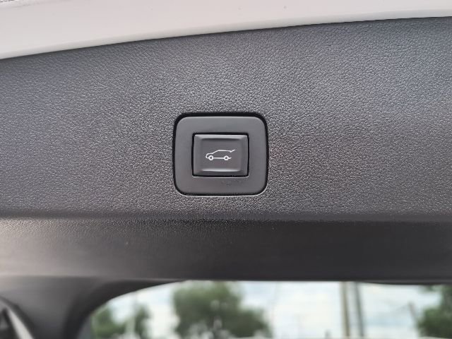Used 2021 Buick Encore GX Select w/ Sport Touring Package FWD image 28