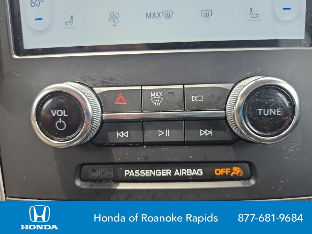 Used 2024 Ford Edge SEL AWD/4WD image 26