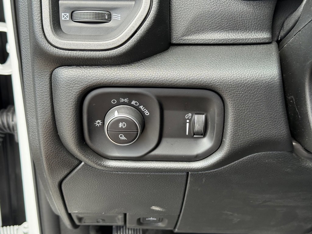 New 2026 RAM 2500 Tradesman w/ Chrome Appearance Group image 19