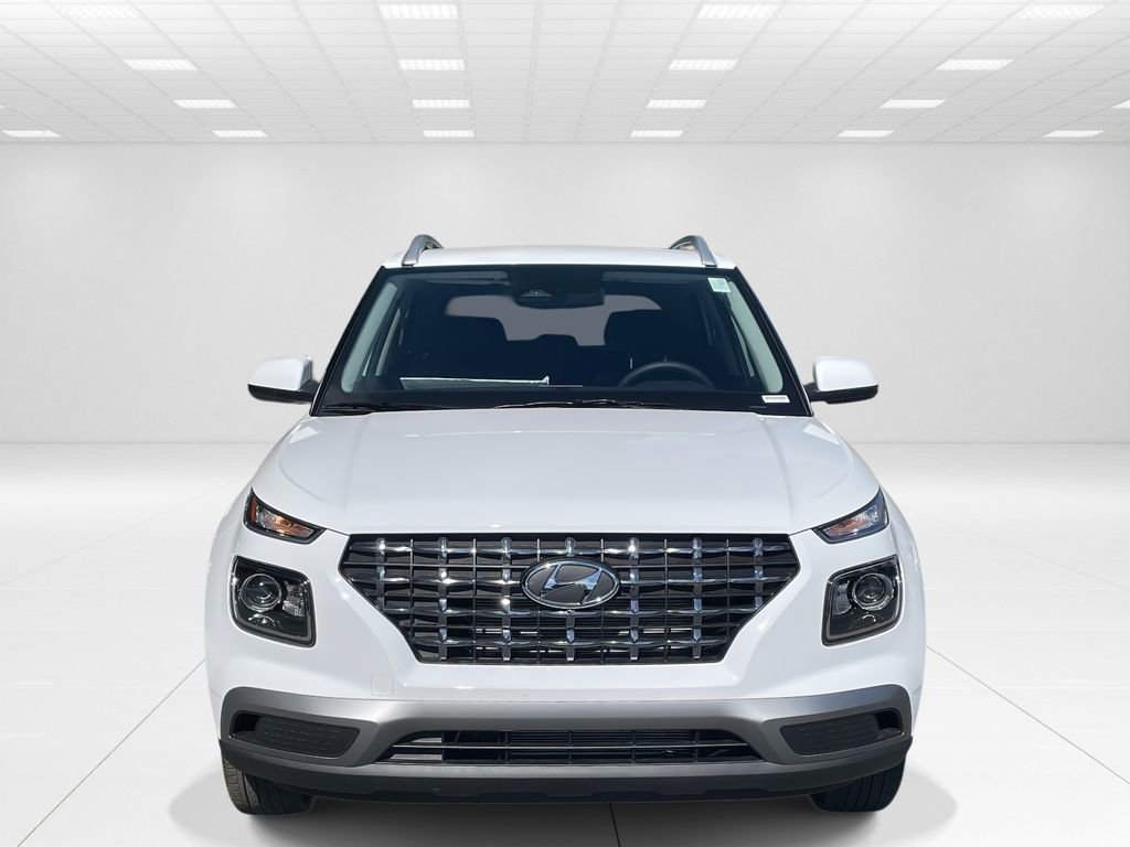 New 2026 Hyundai Venue SEL video 2