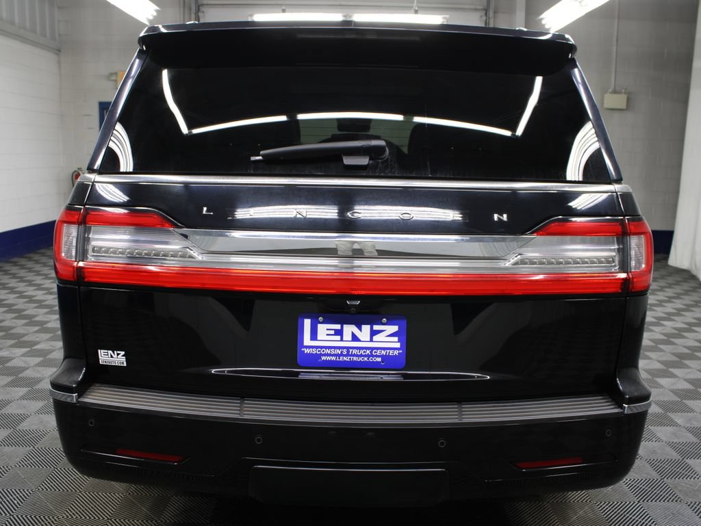 Used 2019 Lincoln Navigator Reserve AWD/4WD image 43