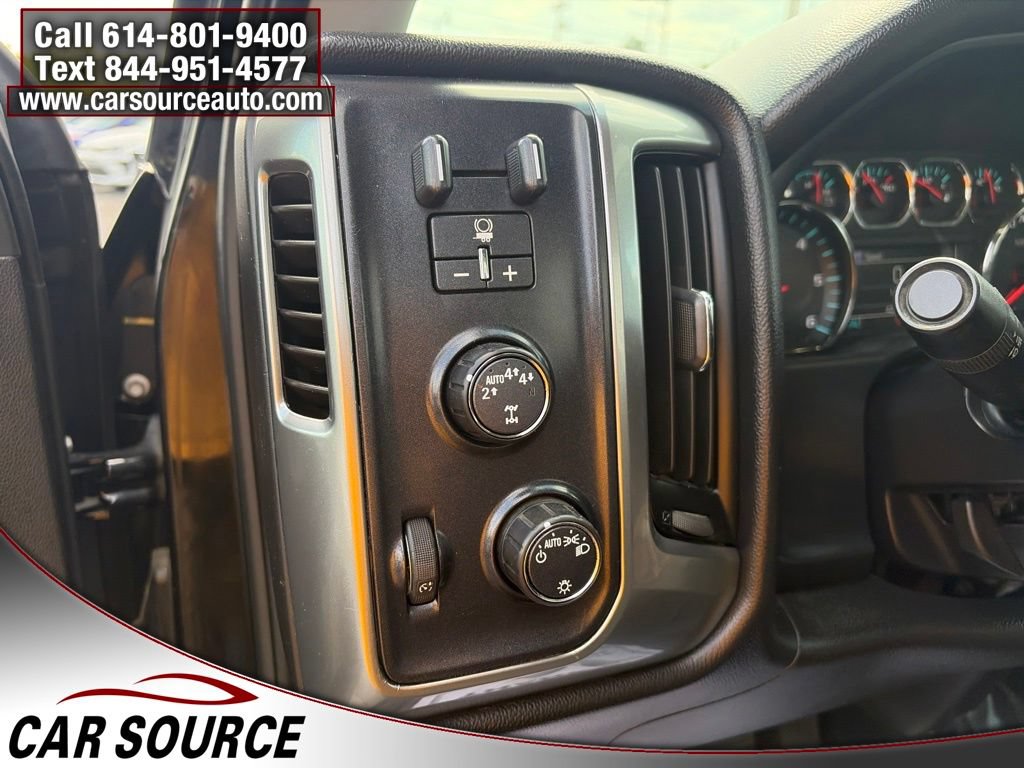 Used 2017 Chevrolet Silverado 1500 LT AWD/4WD image 17