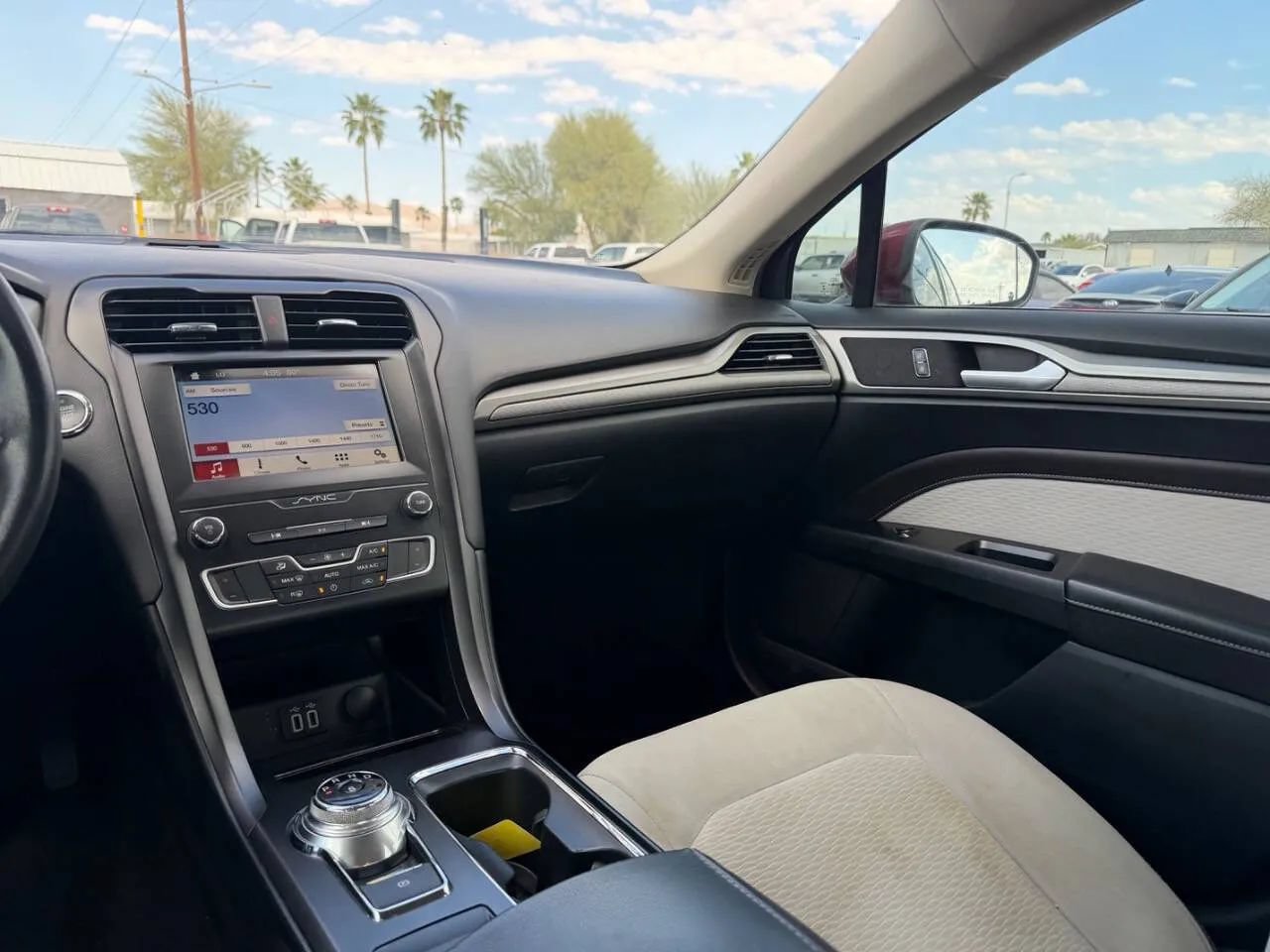 Used 2019 Ford Fusion SE w/ Equipment Group 151A FWD image 21
