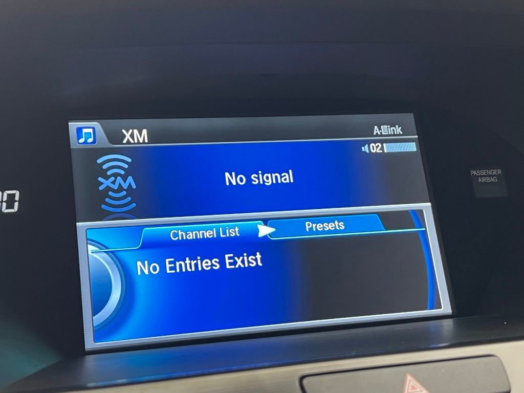 Used 2018 Acura RLX Sport Hybrid w/ Advance Pkg AWD/4WD image 16