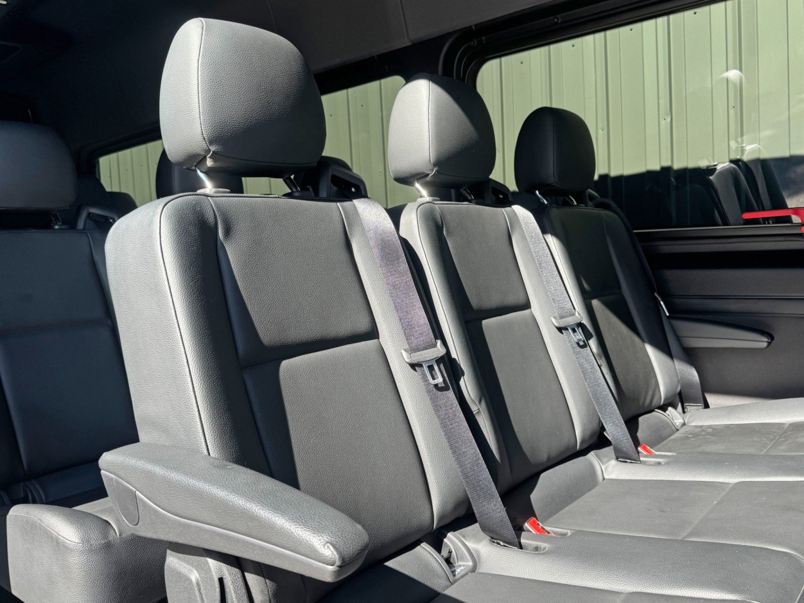 Used 2024 Mercedes-Benz Sprinter 2500 image 34