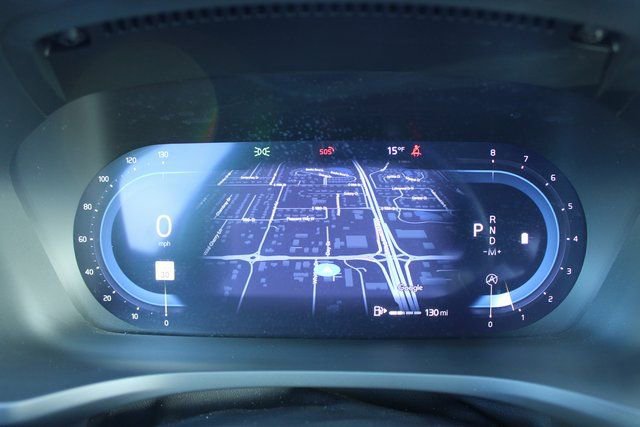 Used 2025 Volvo V60 B5 Cross Country Plus image 28