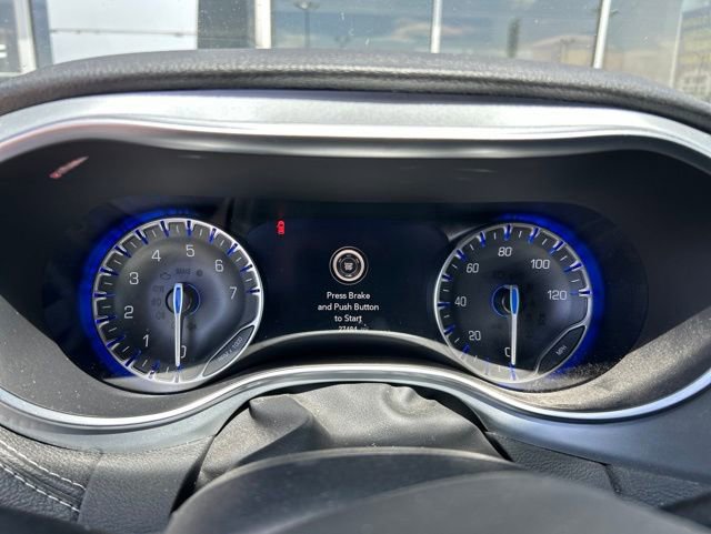 Used 2025 Chrysler Pacifica Limited w/ Uconnect Theater Family Group AWD/4WD image 11